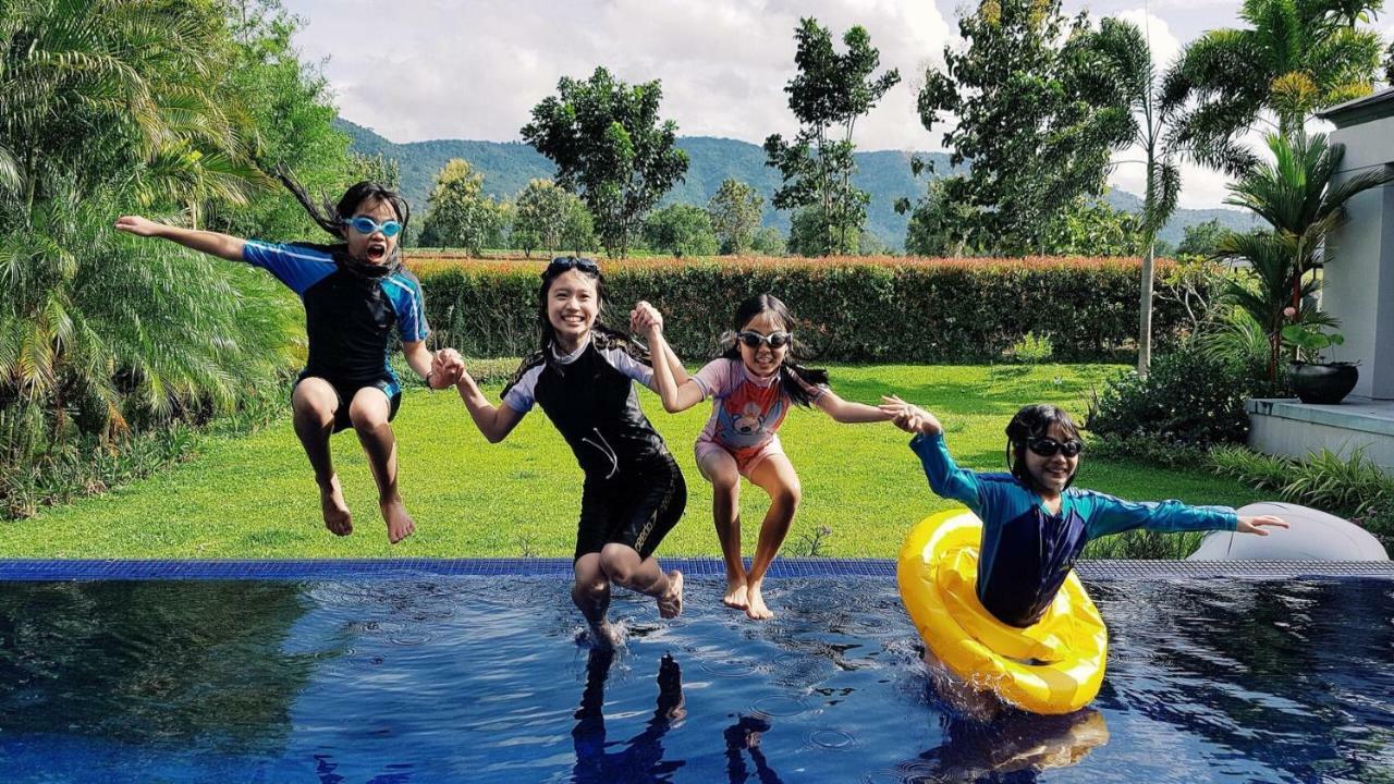 Annie Villa At Khao Yai Mu Si Exterior photo